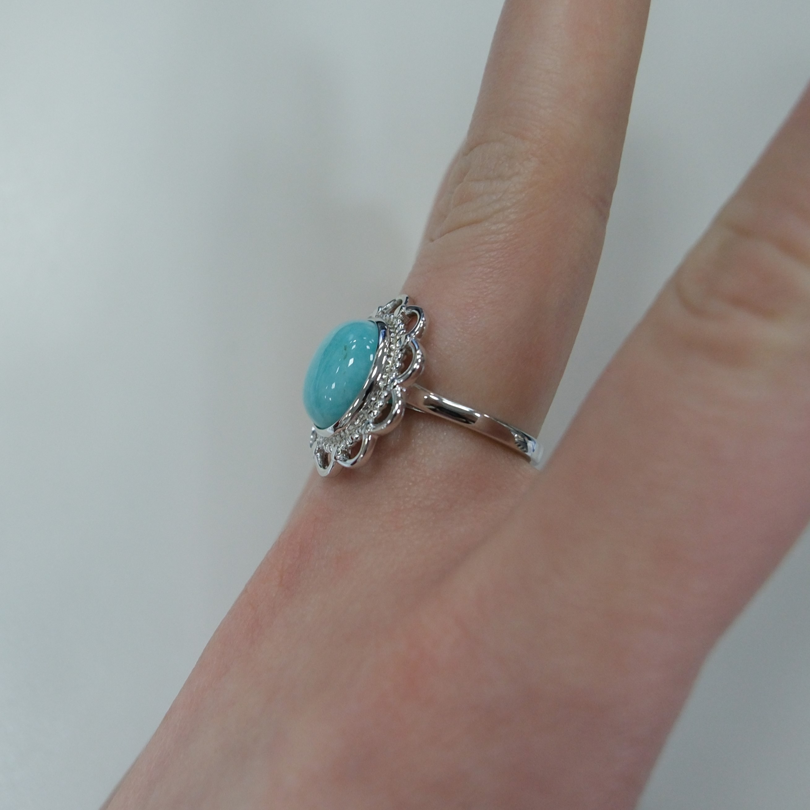 Серебряное кольцо с амазонитом